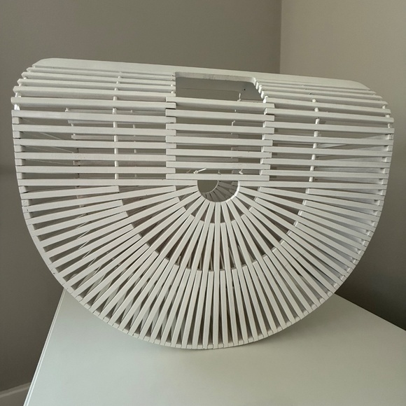 Bamboo Ark Bag in White - Picture 6 of 10